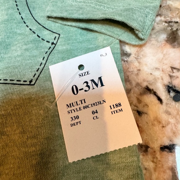 NWT. Star Wars Baby Yoda onesie - Picture 2 of 6